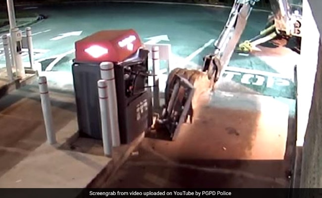 Video: Thief Uses Excavator To Break Into ATM. Gets Nothing