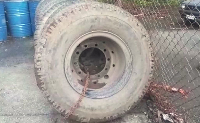 मुंबई : ट्रकों के टायर चुराने वाले टायर गैंग का पर्दाफाश, गैंग सरगना 'रानी' गिरफ्तार