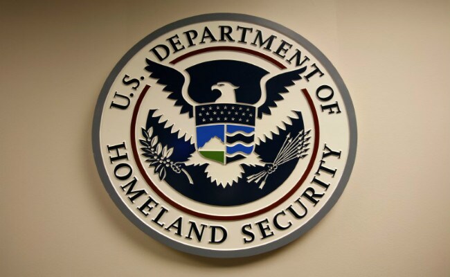 "Leave Immediately": Reddit User Claims 3-Year-Old Nephew Received Deportation Letter From US Government