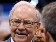 Warren Buffett Adds More Apple, Reduces IBM Stake by Another Third