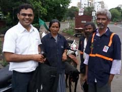 In Pune, Waste Picker Discovers Laptop, Traces Owner To Return It