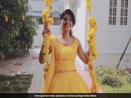 'One-Take Wonder' Bride Dances Up A Storm With Her Family In Viral Video 'One-Take Wonder' Bride Dances Up A Storm With Her Family In Viral Video