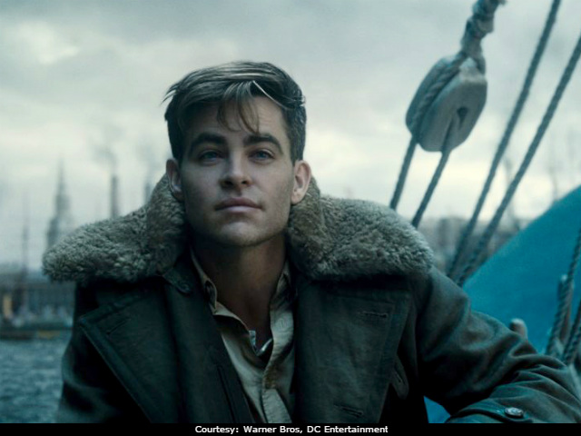 <I>Wonder Woman</i>'s Chris Pine Shows There Are Other Ways To Save The Day (And Break Our Hearts)