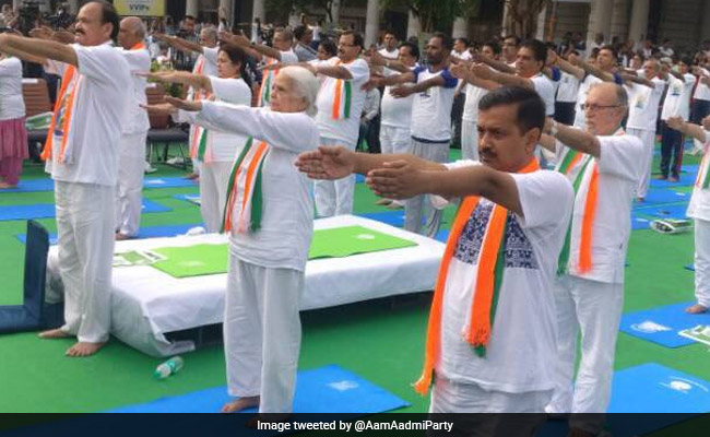 International Yoga Day 2017: Delhiites Stretch And Twist To Celebrate  After Rains