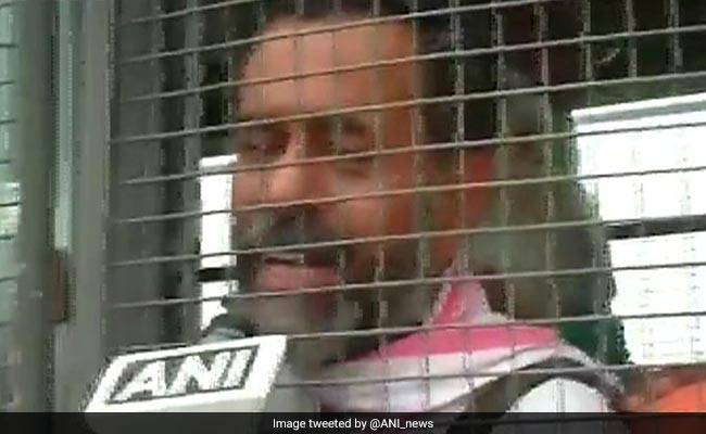 Yogendra Yadav, Medha Patkar Arrested Outside Mandsaur, Released