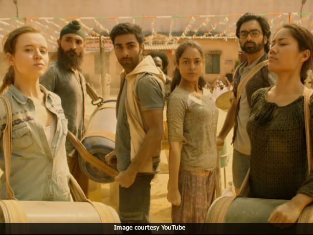 <i>Qaidi Band</i>'s Song <i>I Am India</i>: Newbies Aadar Jain And Anya Singh Will Ignite Your Patriotic Spirit