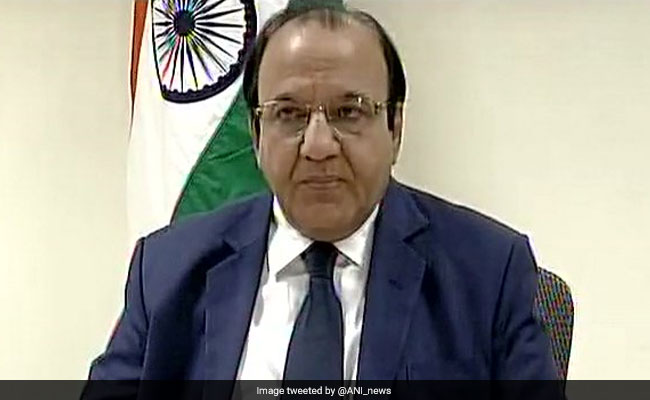 गुजरात-हिमाचल में वोटों की गिनती जारी, मुख्य चुनाव आयुक्त बोले- EVM से छेड़छाड़ नहीं हो सकती