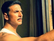 Akshay Kumar Apologises For Holding Flag Upside Down In Pic (Now Deleted)