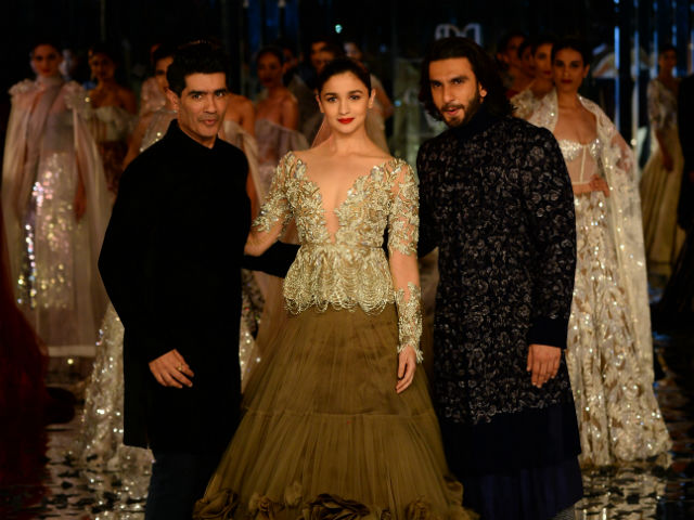 Alia Bhatt And Ranveer Singh Close Manish Malhotra's Show. See Pics