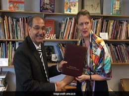 Aligarh Muslim University Signs MoU With Brooklyn College, New York Aligarh Muslim University Signs MoU With Brooklyn College, New York