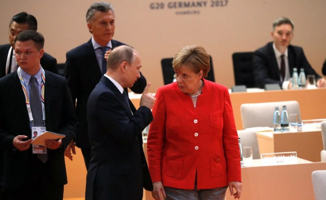 Merkel Appears To Roll Her Eyes At Putin, And The Internet Can't Get Enough