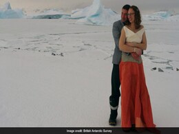 In A Stunning First, Couple Marries In Antarctica In Sub-Zero Temperatures In A Stunning First, Couple Marries In Antarctica In Sub-Zero Temperatures
