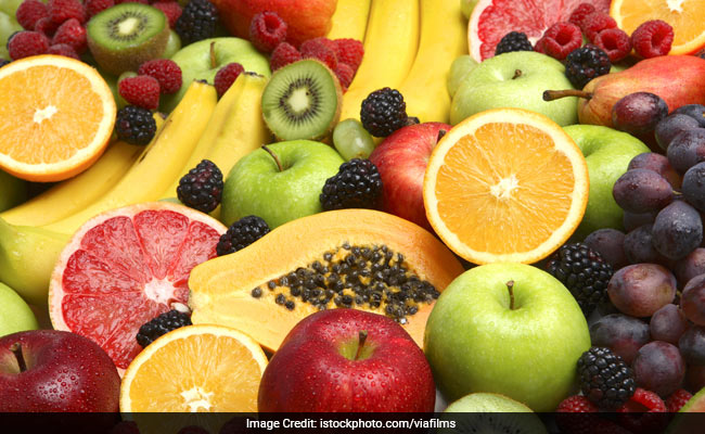 apple fruits oranges