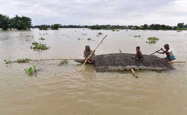 असम में बाढ़ से हालात बिगड़े, 26 की मौत, 4 लाख लोग प्रभावित