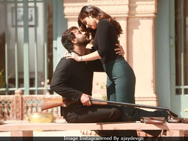 Baadshaho Song Mere Rashke Qamar Is About Ajay Devgn And Ileana D'Cruz's Love Story