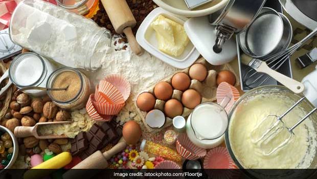 Bake Your Own Cake With These 5 Baking Essentials, Only Under INR 500