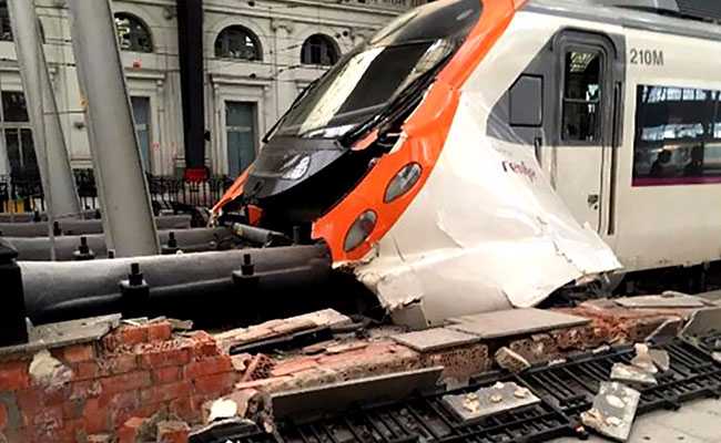 54 People Injured In Barcelona Train Crash