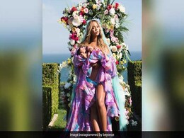 इंटरनेशनल पॉप स्टार बियोन्से ने दुनिया को पहली बार दिखाई अपने बच्चों की झलक इंटरनेशनल पॉप स्टार बियोन्से ने दुनिया को पहली बार दिखाई अपने बच्चों की झलक