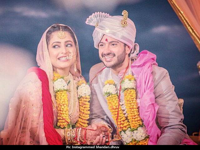 Actor Dhruv Bhandari Marries Fiancee Shruti Merchant. Pics Here