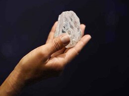 मुंबई: असली हीरे को नकली हीरे से बदलकर ले गए दो शातिर चीनी नागरिक, इस तरह धरे गए मुंबई: असली हीरे को नकली हीरे से बदलकर ले गए दो शातिर चीनी नागरिक, इस तरह धरे गए