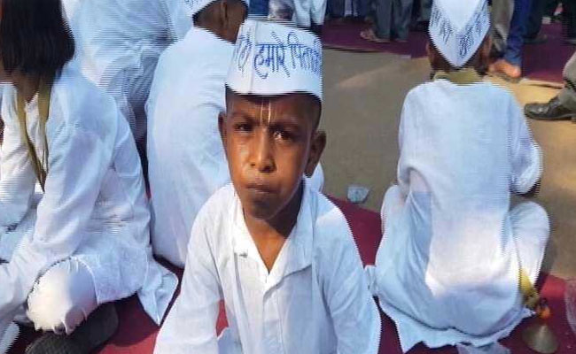 प्राइम टाइम इंट्रो : किसानों की समस्याओं का हल क्या?