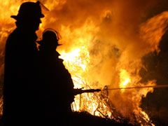 हैदराबाद के चेरलापल्ली में एलपीजी बॉटलिंग प्लांट में लगी भयंकर आग