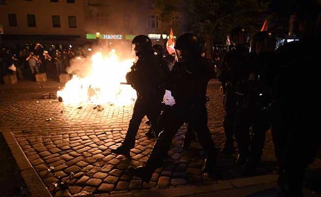 Fresh Clashes In G20 Summit City Hamburg, Police Cars Torched