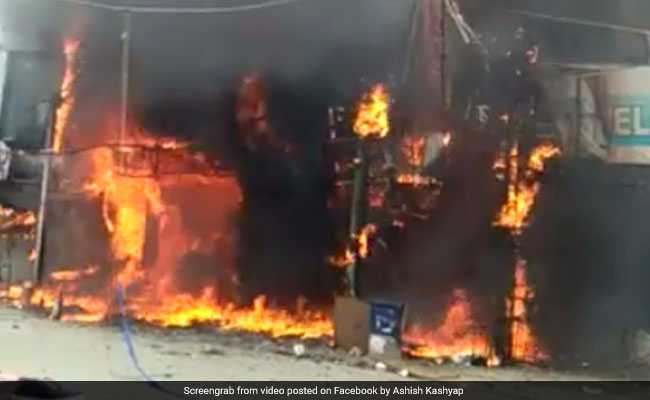 Fire Breaks Out In Gaffar Market In Delhi, No Injuries Reported