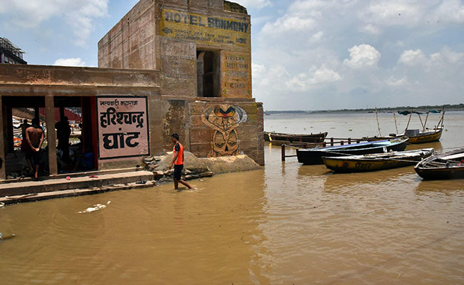 Ghaghra, Sharda River Flowing Above Danger Mark In Uttar Pradesh