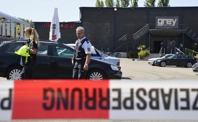 2 Dead, 4 Wounded In German Nightclub Shooting