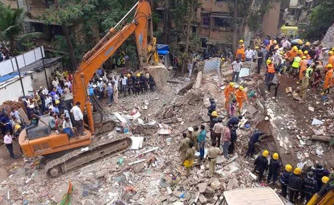 7 Dead, Many Feared Trapped In Mumbai Building Collapse