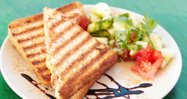 Homemade Veg Grilled Sandwich Recipe: A Veggie Bonanza For A Super Breakfast
