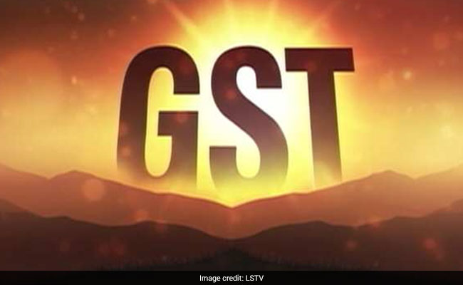 4 Years of GST : चार साल में टैक्स दरें घटीं, टैक्सपेयर्स बढ़े, 66 करोड़ से अधिक रिटर्न दाखिल