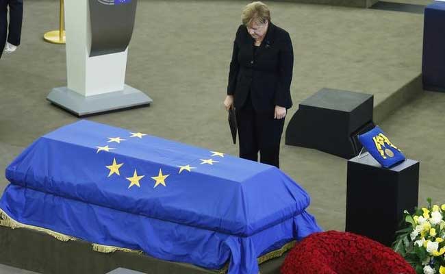 Europe Pays Tribute To Helmut Kohl, 'A Giant' Of Post-War History