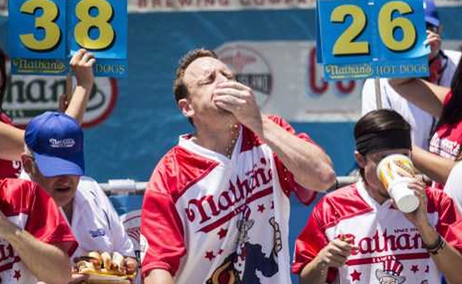 This Man Just Ate A Record-Breaking 72 Hot Dogs In 10 Minutes