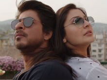 <i>Jab Harry Met Sejal</i>'s <i>Beech Beech Mein</i>: Shah Rukh Khan And Anushka Sharma Set Mid-Week Party Mood