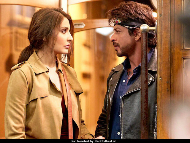 Viral: Shah Rukh Khan And Anushka Sharma's <I>Jab Harry Met Sejal</i> Trailer Gets A Whole Lot Of Love