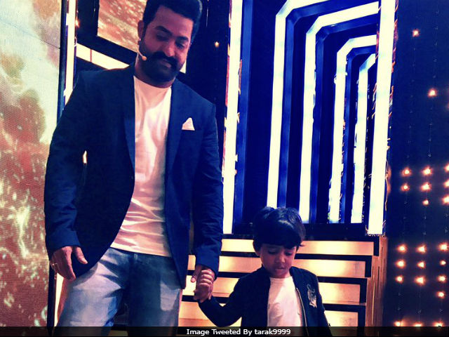 Junior NTR Celebrates Son's Birthday On <i>Bigg Boss</i> Telugu Sets. See Pics