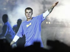 Justin Bieber Cancels The Rest Of His Purpose Tour With Barely A <i>Sorry</i>