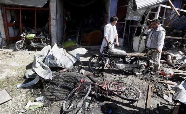अफगानिस्तान: सरकारी कर्मचारियों की बस में विस्फोट, सात लोगों की मौत