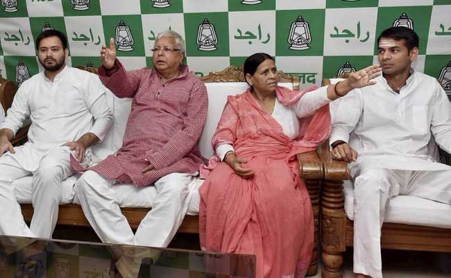 Lalu's Party Decides Son Tejashwi Won't Quit Despite Corruption Charges