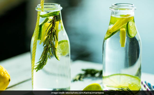 The Monsoon Health Guide: Here's How Drinking Water Can Rainproof Your Health