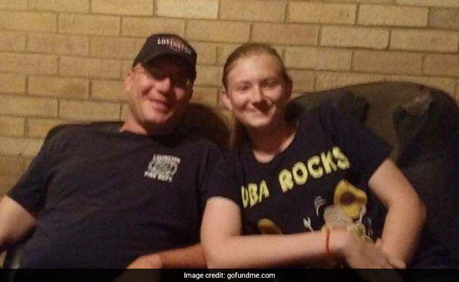 Texas Teen Killed After Grasping Plugged-In Cellphone In Bathtub