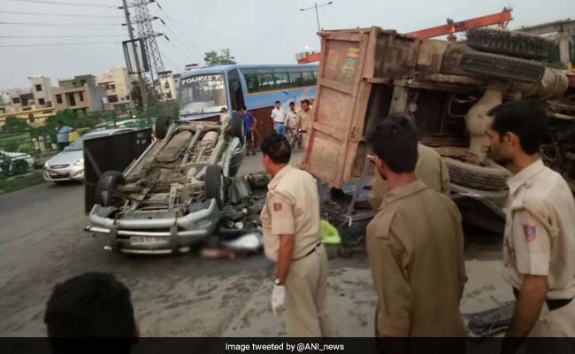 Man Who Crashed Dumper Into Car Didn't Know Driving: Police