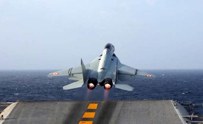 भारतीय नौसेना को लड़ाकू विमानों की आपूर्ति करना चाहती है ‘मिग’, अरबों डॉलर के करार पर नजर