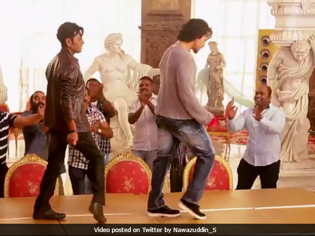 <i>Munna Michael</i>: Watch Nawazuddin Siddiqui Match His Dance Steps With Tiger Shroff