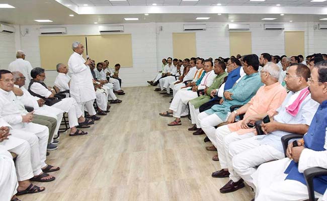 बिहार में गठबंधन पर रार : क्या है विवाद की पृष्ठभूमि, वजह और समाधान