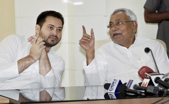 Nitish Kumar Or Tejashwi Yadav? Bihar's Decision Today: 10 Points Nitish Kumar Or Tejashwi Yadav? Bihar's Decision Today: 10 Points