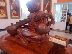 Before Inauguration, A Bhagavad Gita Surfaced At President Kalam's Statue