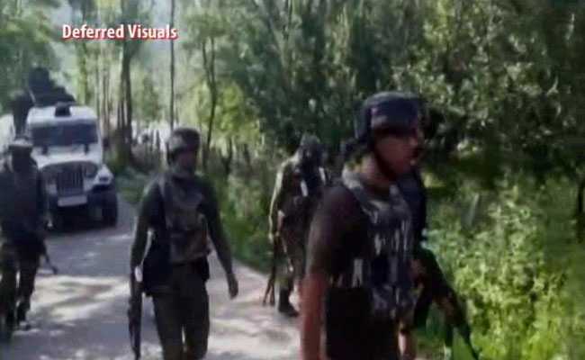 Terrorists Throw Petrol Bomb, Fire At Army Patrol In Jammu And Kashmir